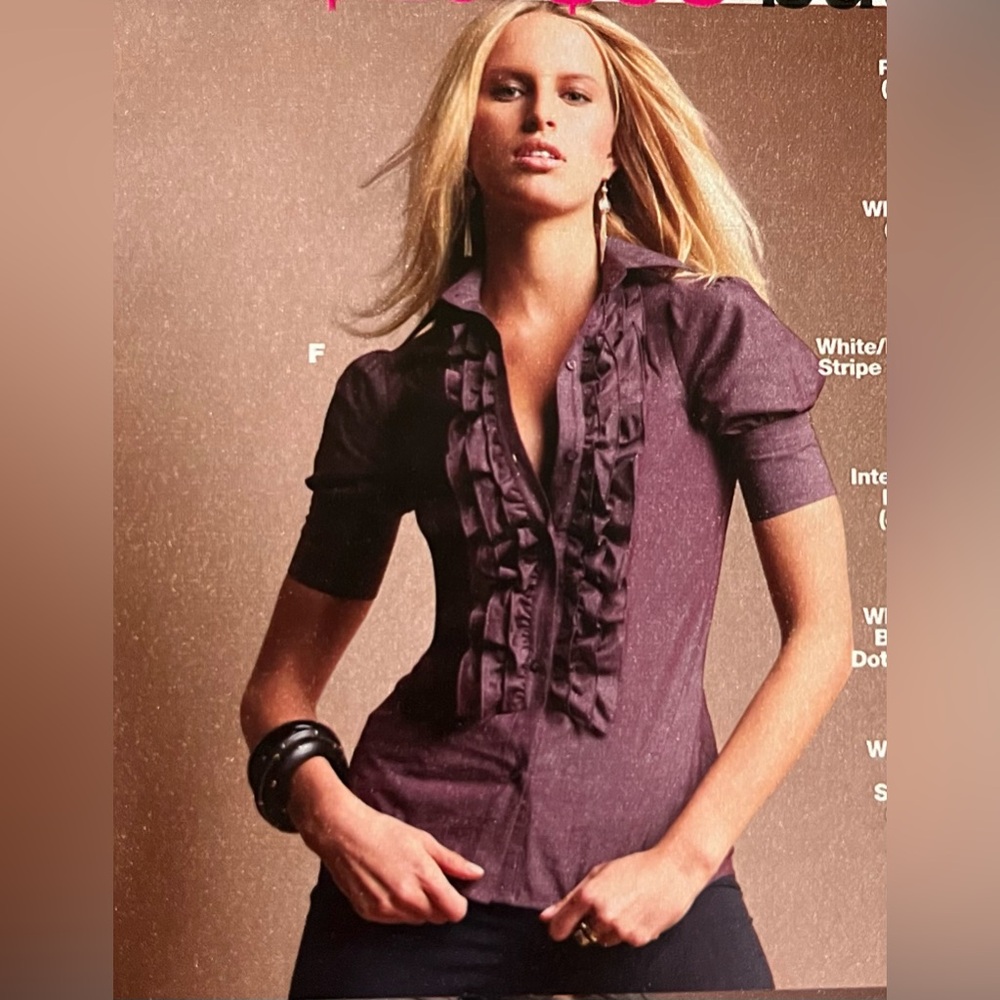 Blouse Victoria’s Secret Ruffle-Front Shirt Size M